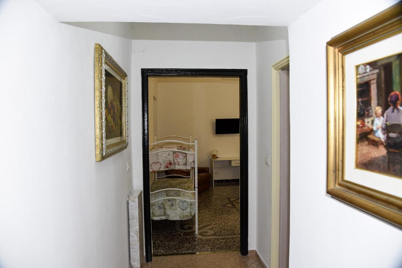 Katiuscia'S Little Corner Apartment La Spezia Luaran gambar