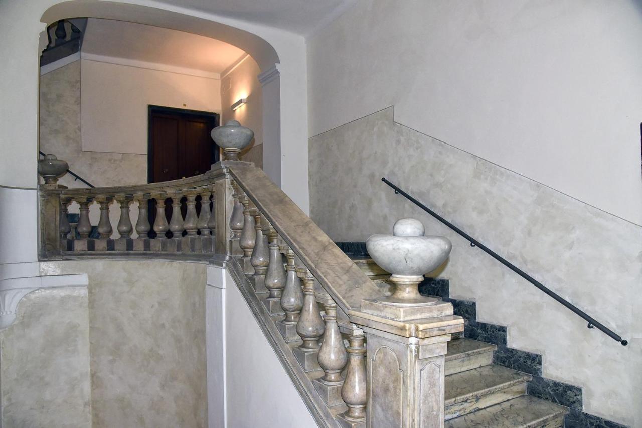 Katiuscia'S Little Corner Apartment La Spezia Luaran gambar